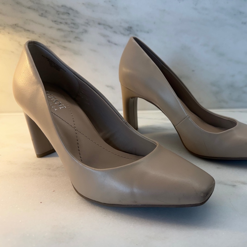 Alfani Step N Flex Tan Pumps